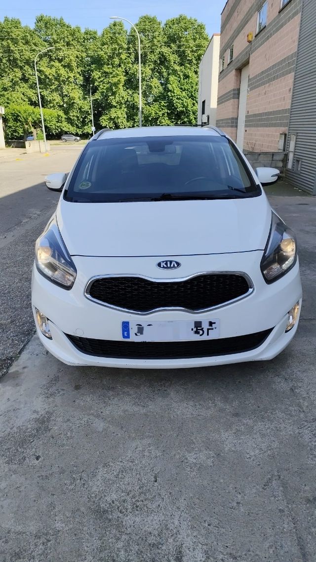 KIA Carens 2014