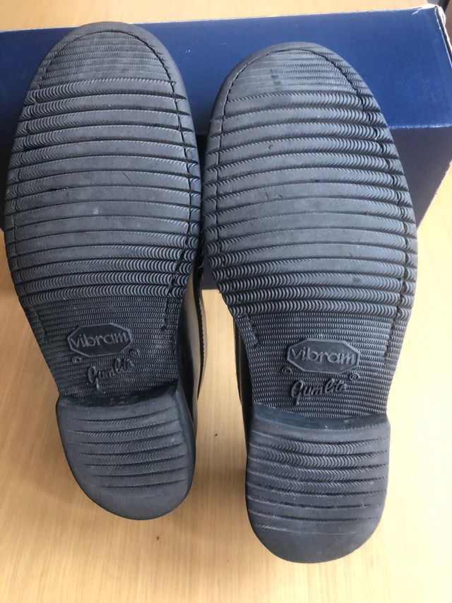 Zapatos castellanos negros