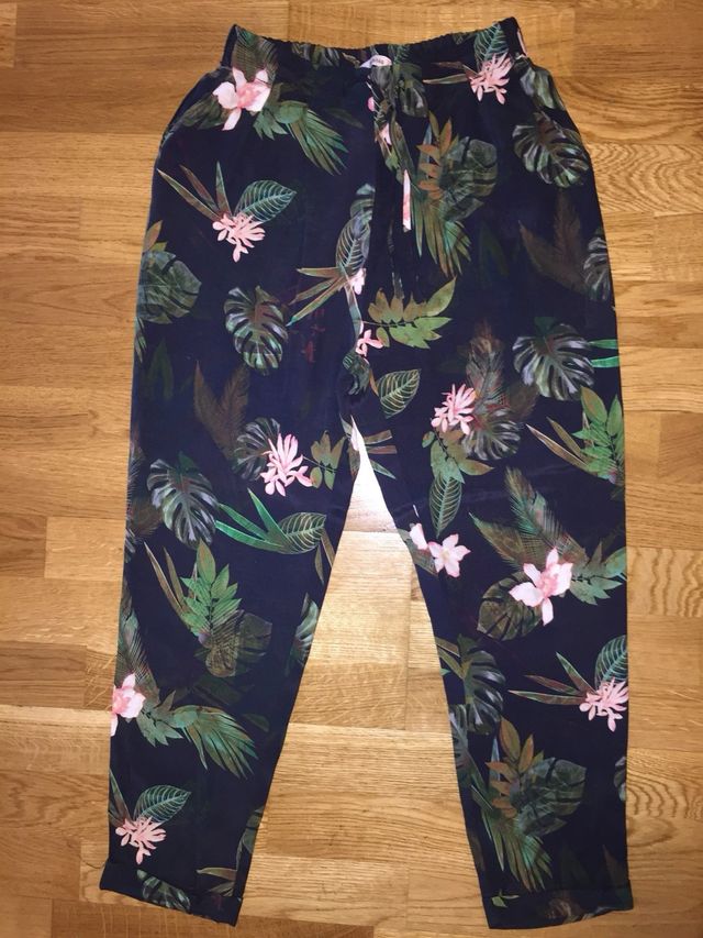 Pantalones Bershka estampados S