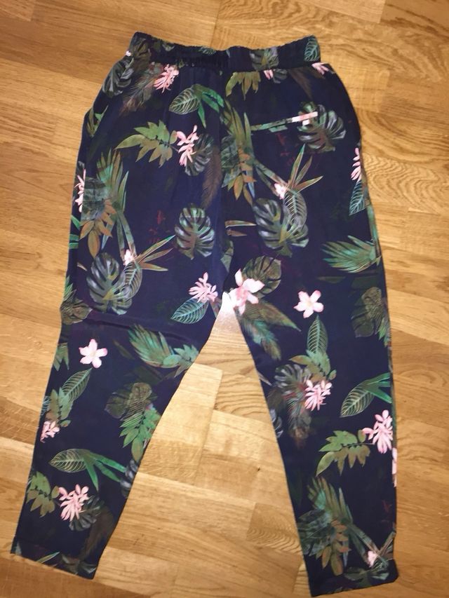 Pantalones Bershka estampados S