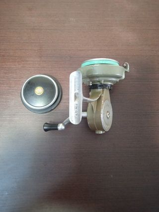 STARO antiguo  carrete Suizo