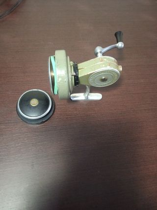 STARO antiguo  carrete Suizo