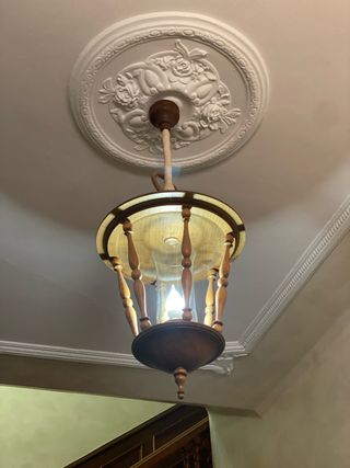 Lampara colgante madera vintage tipo farol.