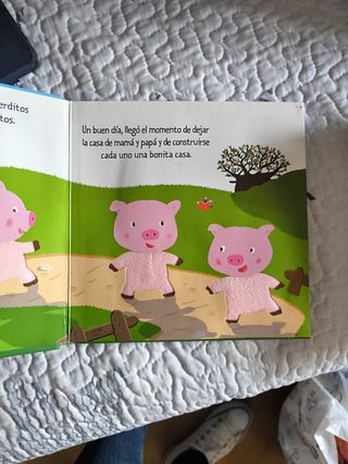 Los tres cerditos: Con texturas en el interior