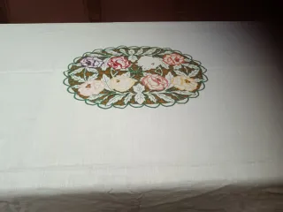 Tovaglie ricamate lino 12 posti