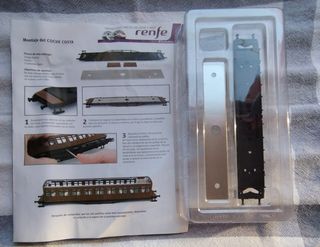 Coche costa con linternon Renfe Electrotren h0