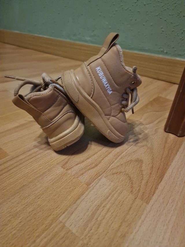 Botitas Bebé - Marrón Claro talla 22