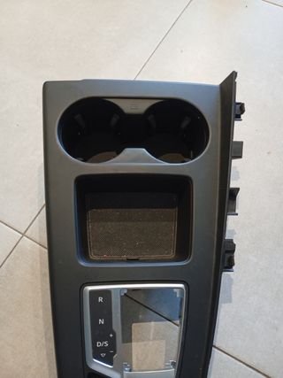 Consola central Audi A4 B9 8W