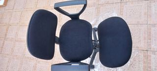 Silla ergonómica con arrollideras