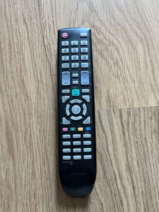 TV Samsung 50" negra