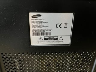 TV Samsung 50" negra