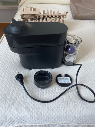 Cafetera Nespresso (incluye 7 sabores)