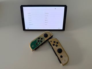 Nintendo Switch OLED Zelda: Tears of the Kingdom E