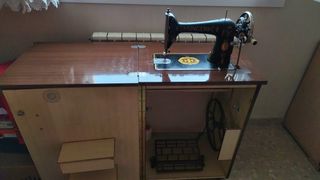Máquina coser Singer Antigua