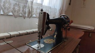 Máquina coser Singer Antigua