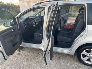 Volkswagen Touran 2011