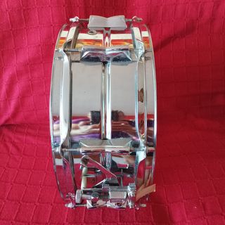 Caja batería acústica Yamaha Steel Shell 14"