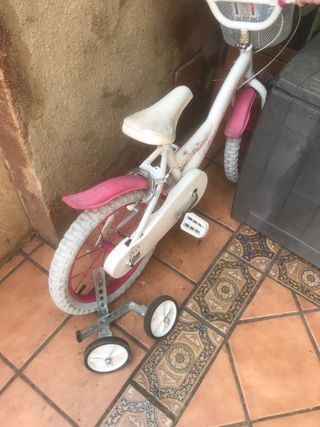 Bicicleta niña Hello Kitty 16"