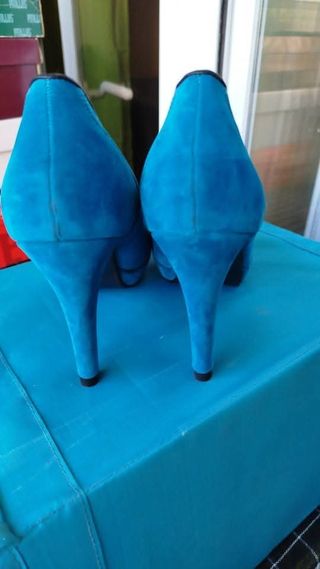 Tacones azul turquesa