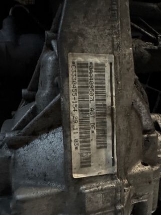 despiece motor y cambios auto .VW Touareg R5 acces