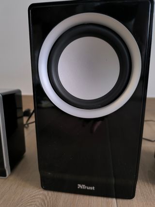 Altavoces Trust 2.1 - PC/TV