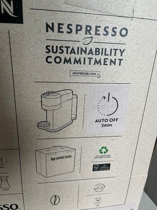 Cafetera Nespresso Vertuo modelo Next color blanco