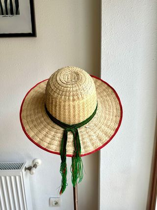 Sombrero regional de paja