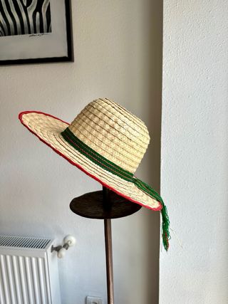 Sombrero regional de paja
