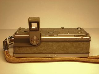 Camara espia Mamiya-Sekor  Revue