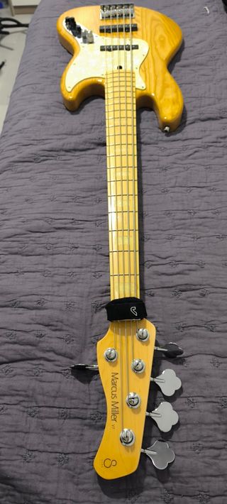 Bajo Marcus Miller V7 1ª Gen Arce