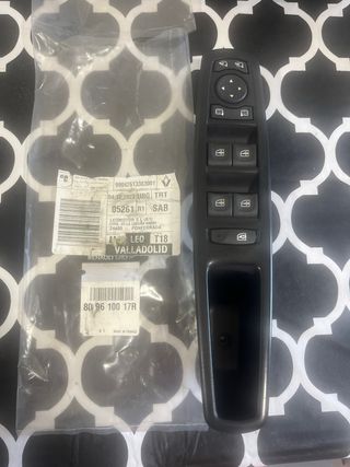 Llave elevalunas Renault Megane