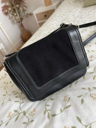 Bolso bandolera negro pequeño