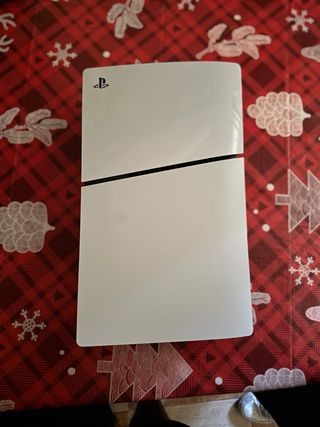 PS5 Slim Blanca + mando