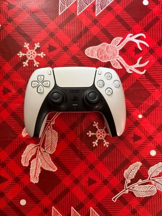 PS5 Slim Blanca + mando