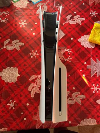 PS5 Slim Blanca + mando