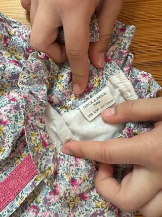 Conjunto bebé niña flores de la marca NECK & NECK