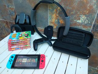 Nintendo Switch - Azul/Rojo