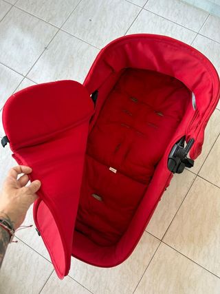 Carrito bebé JANE rojo - capazo