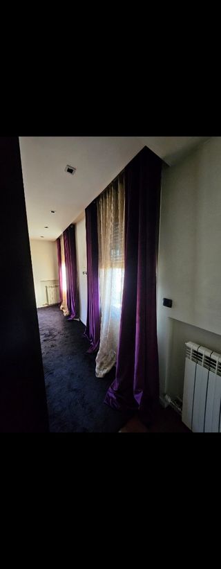 Cortina terciopelo morada - Elegante