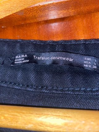 LOTE 1
Vestido tejano elástico + falda tejana