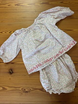 Conjunto bebé Zara Home - flores