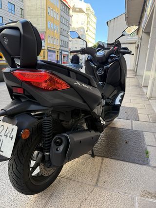 Yamaha XMAX 300 IRON MAX (12.700km)
