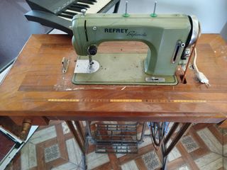 Máquina coser Refrey PrefeRida Antigua