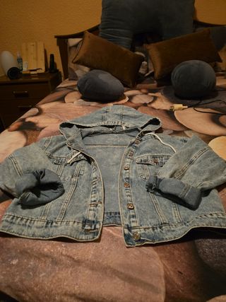 Chaqueta vaquera SHEIN 