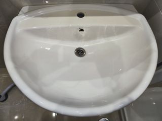 Lavabo porcelana blanco con pedestal, mod Meridian