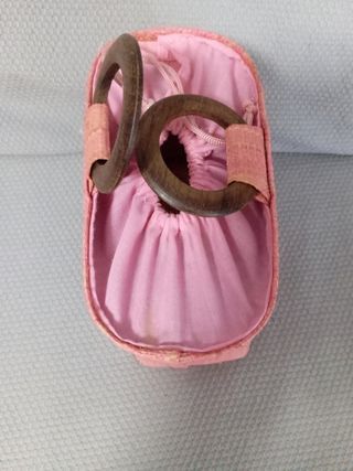 Bolso de mano de rafia rosa