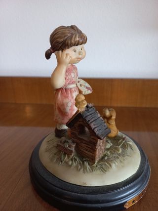 Statuina con piedistallo