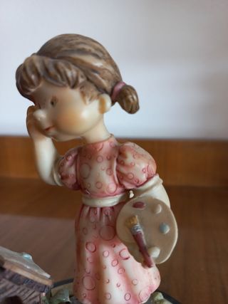 Statuina con piedistallo