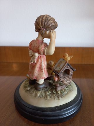 Statuina con piedistallo