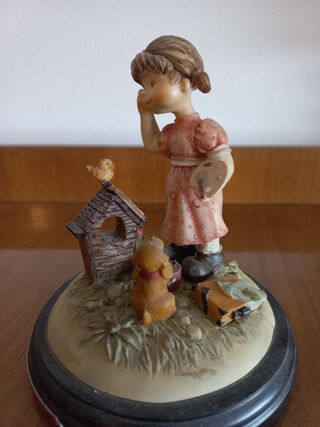 Statuina con piedistallo